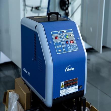 Cheap Price Fully Automatic Adult Diaper Making Machine photo 6