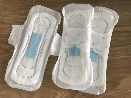 Cheap Price Women′s Sanitary Napkin Production Machine photo 6