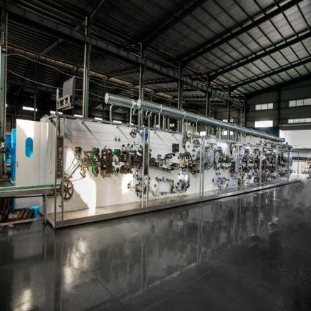 Cheap Price Fully Automatic Adult Diaper Making Machine photo 4